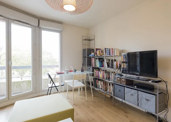 Le Patte D'oie 아파트 *